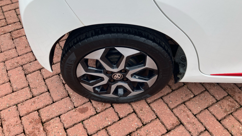 Toyota Aygo 1.0 VVT-i X-Trend 5dr x-shift Petrol Hatchback